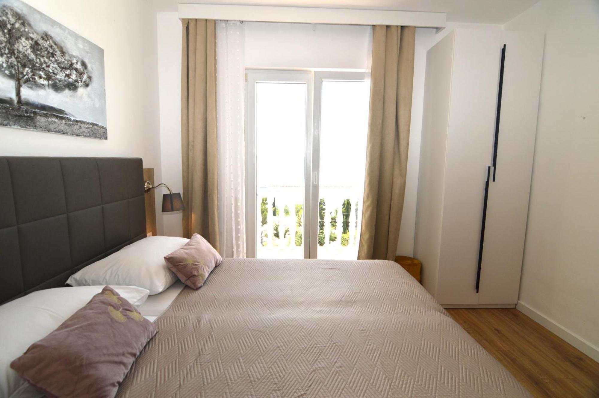 Apartments Amari Starigrad Paklenica Exterior photo
